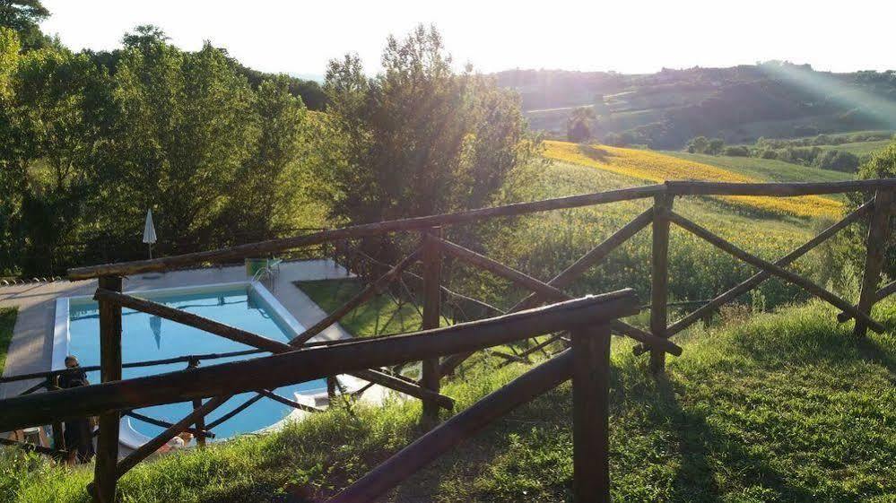 Agriturismo Bio Tra Cielo E Terra Lägenhet Grutti Exteriör bild
