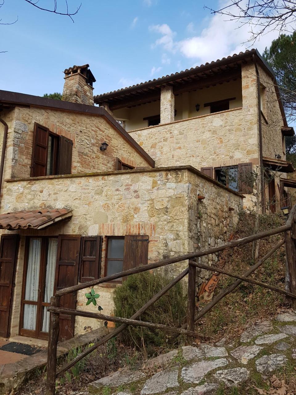 Agriturismo Bio Tra Cielo E Terra Lägenhet Grutti Exteriör bild