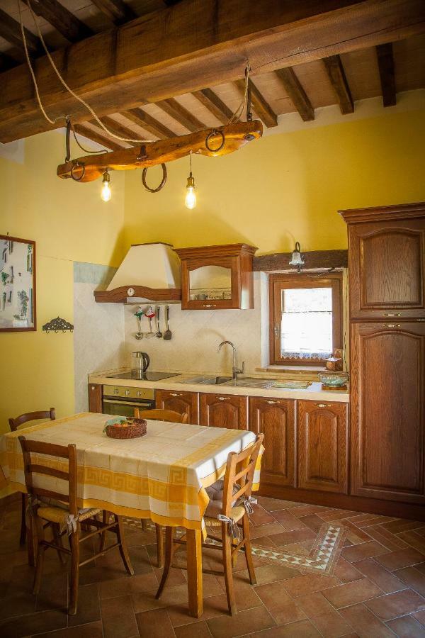 Agriturismo Bio Tra Cielo E Terra Lägenhet Grutti Exteriör bild